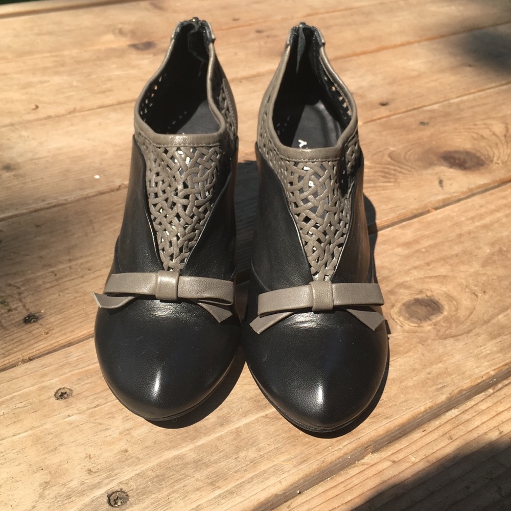 Audley London black & grey leather heels, 37 - Picture 2 of 4